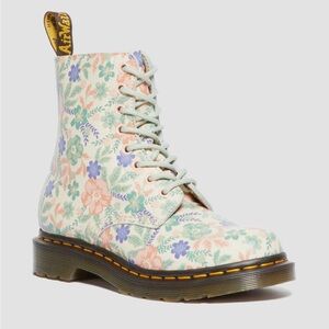 Rare Dr. Martens 1460 Pascal boots in a floral pastel "Cloud Cream"